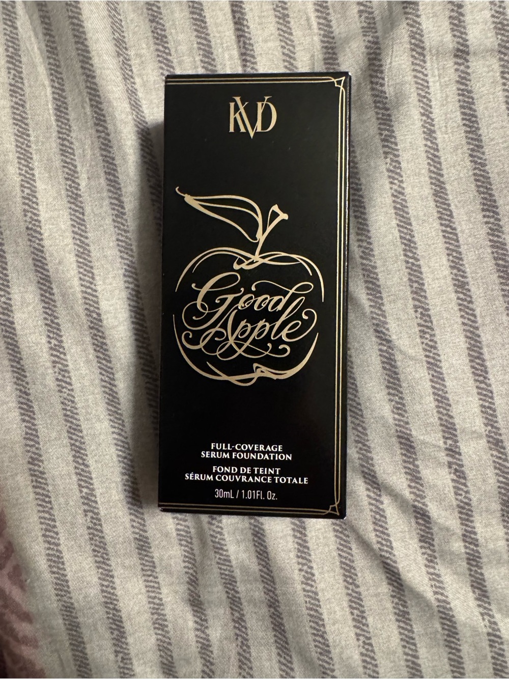 KVD Good Apple Full-Coverage Serum Foundation - Black Packaging